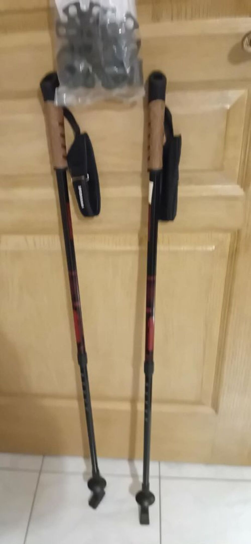 B&acirc;tons de randonn&eacute; Sports