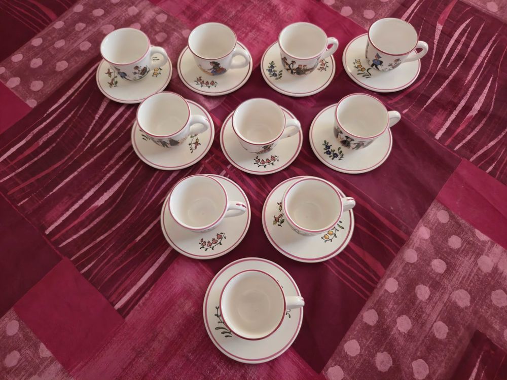 Tasses expresso et coupelles 