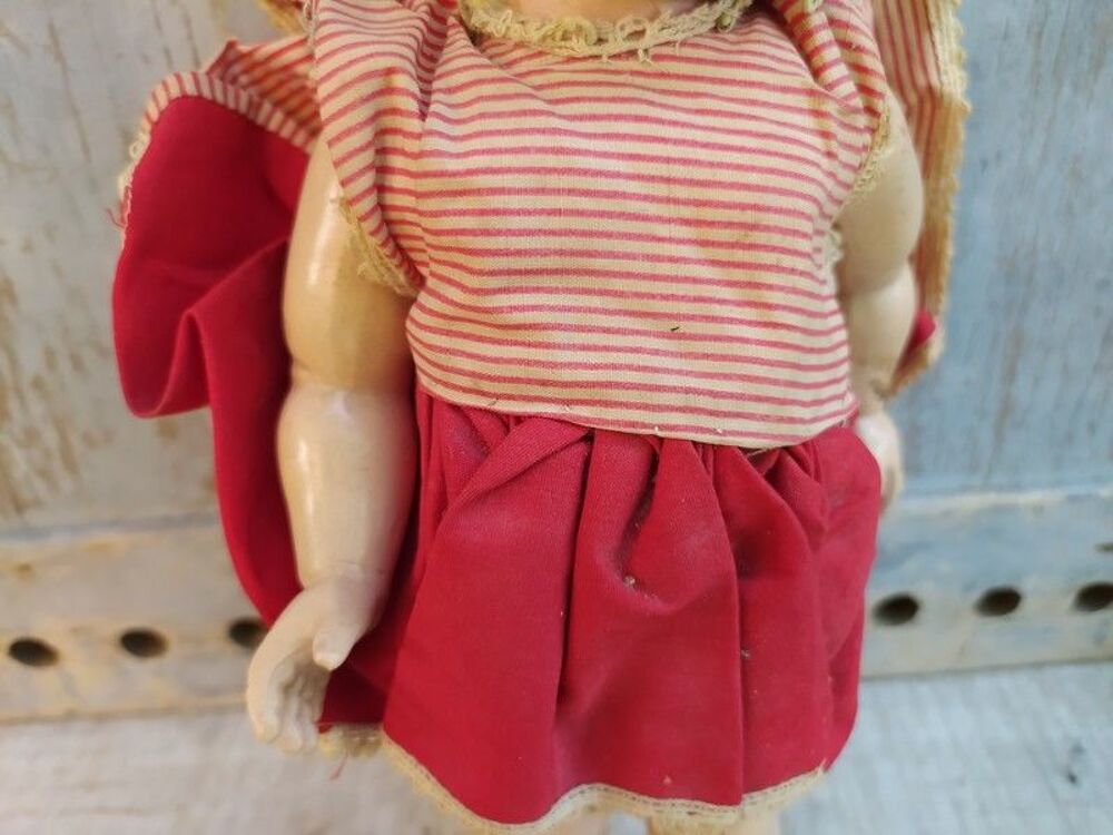 Poup&eacute;e Ancienne Plastique ou Cellulo&iuml;d 
