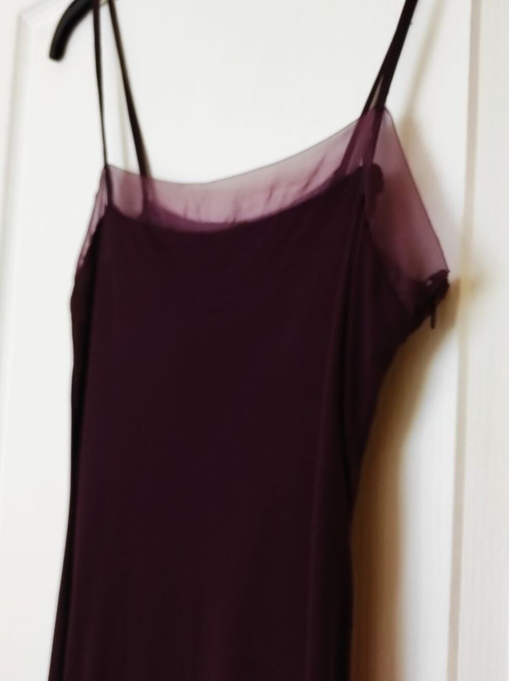 Robe longue avec fermeture &eacute;clair sur le c&ocirc;t&eacute;, couleur prune Vêtements