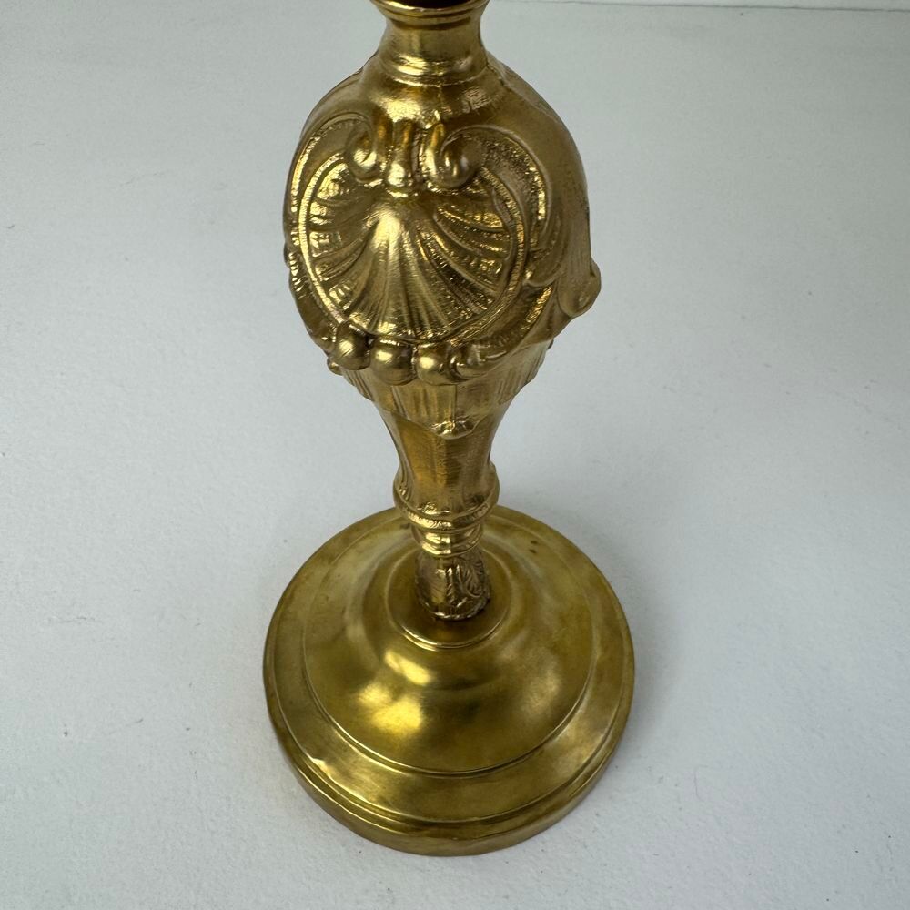 Ancienne lampe &agrave; poser laiton et opaline vintage Décoration