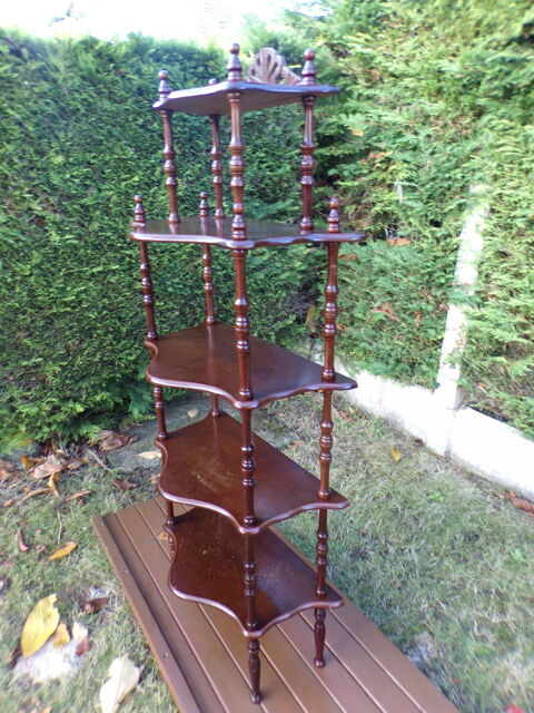 ensemble de 5 �tag�res 14 Lion-sur-Mer (14)