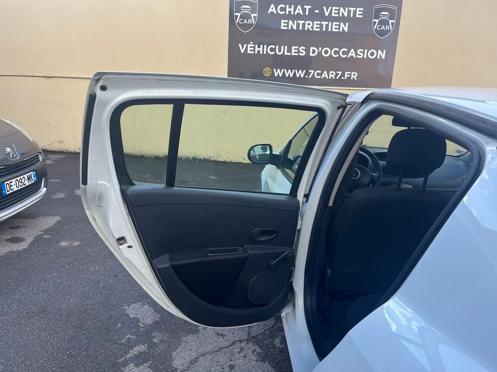 Clio III 1.2 16V 75 Aliz&eacute; 2013 occasion 77170 Brie-Comte-Robert