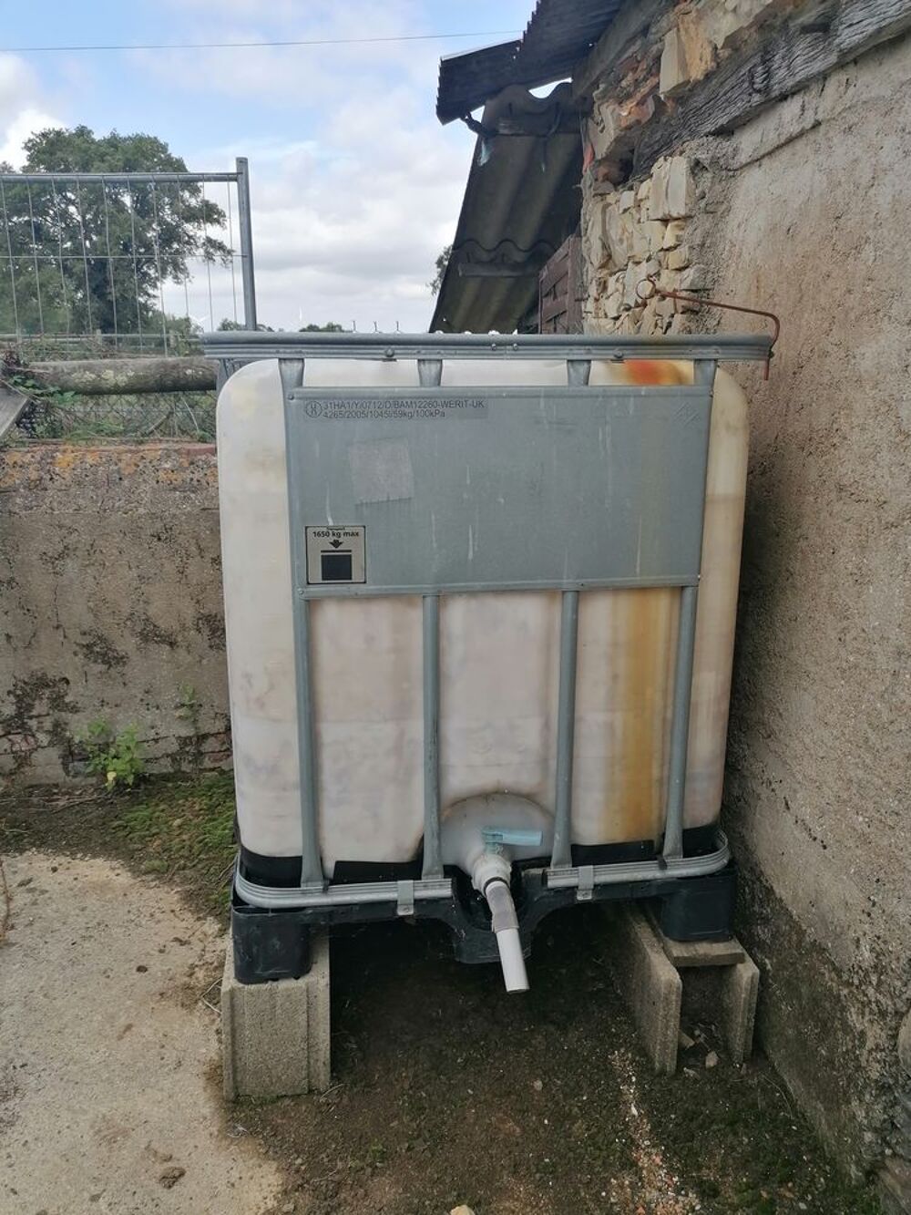 Cuve &agrave; eau de 1000 Litres Jardin