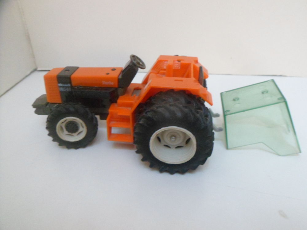 Tracteur agricole roues jumel&eacute;es - jouet miniature Jeux / jouets
