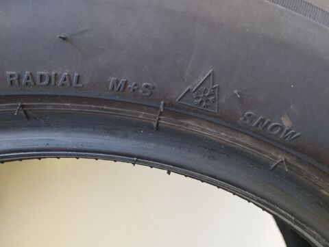 Pi&egrave;ces et &eacute;quipements Voiture Pi&egrave;ces et &eacute;quipements Voiture  occasion Oullins 69600