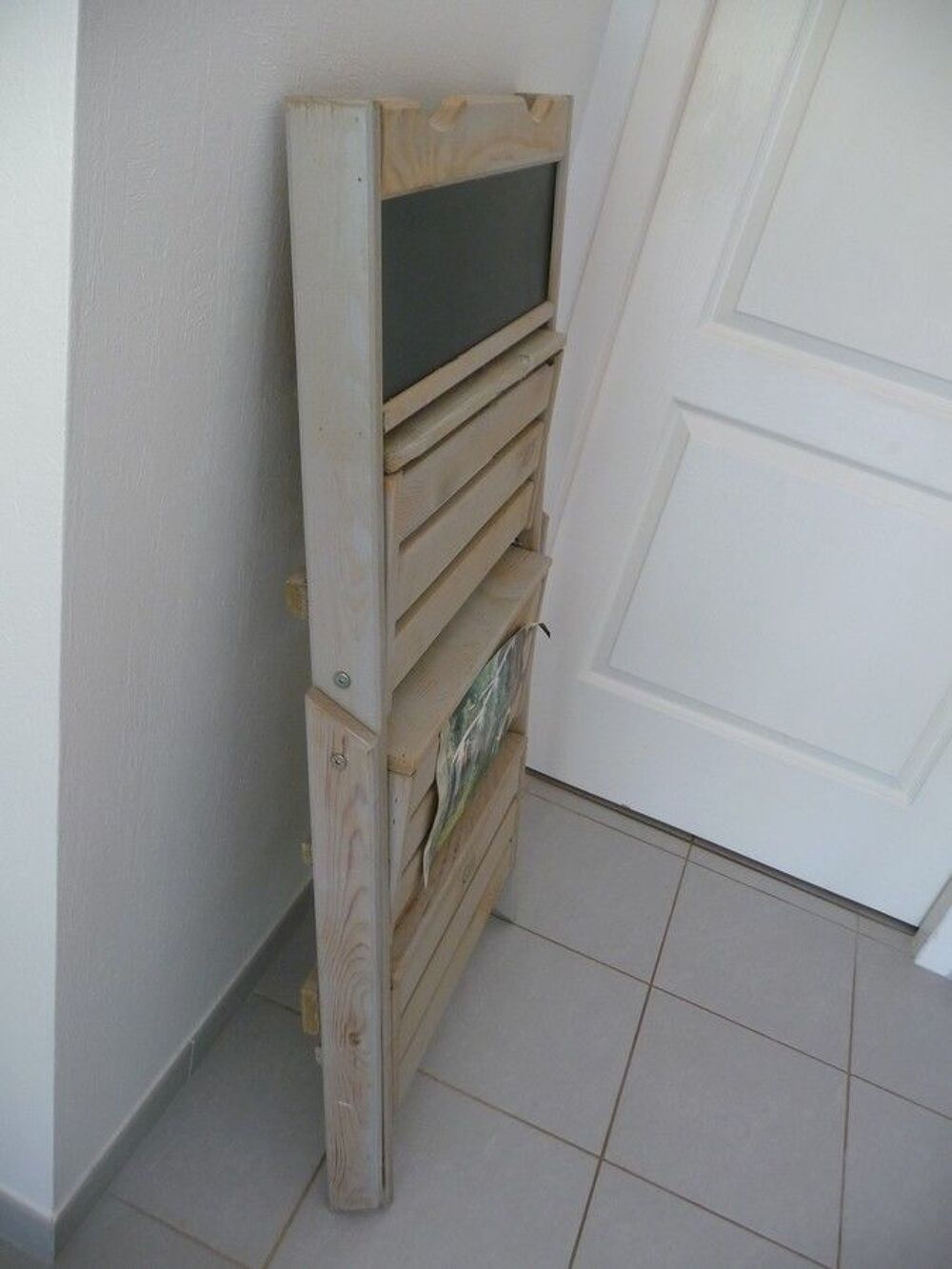 Etag&egrave;re en bois range pots pliante et avec ardoise Meubles