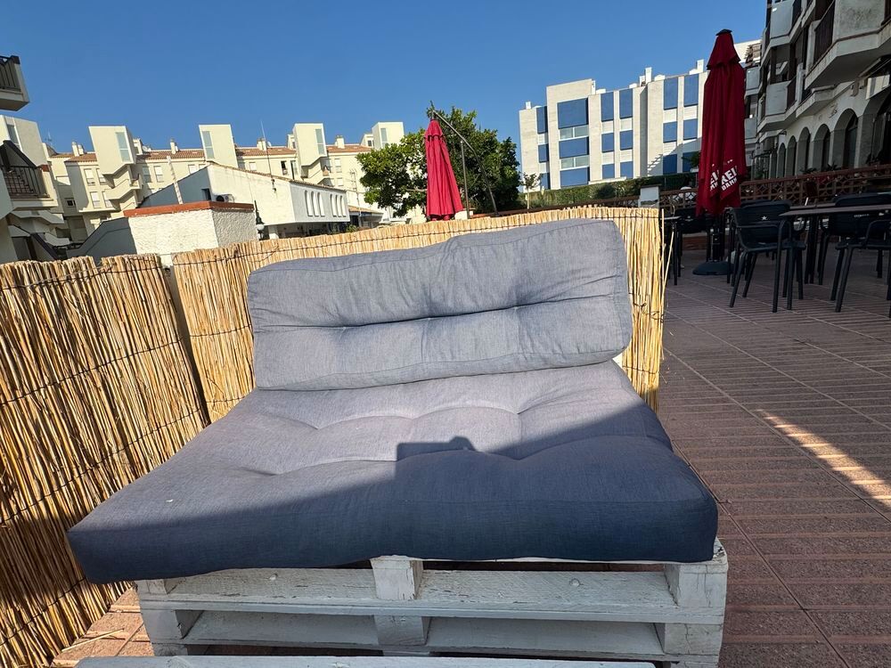canap&eacute; ext&eacute;rieur en bois Meubles