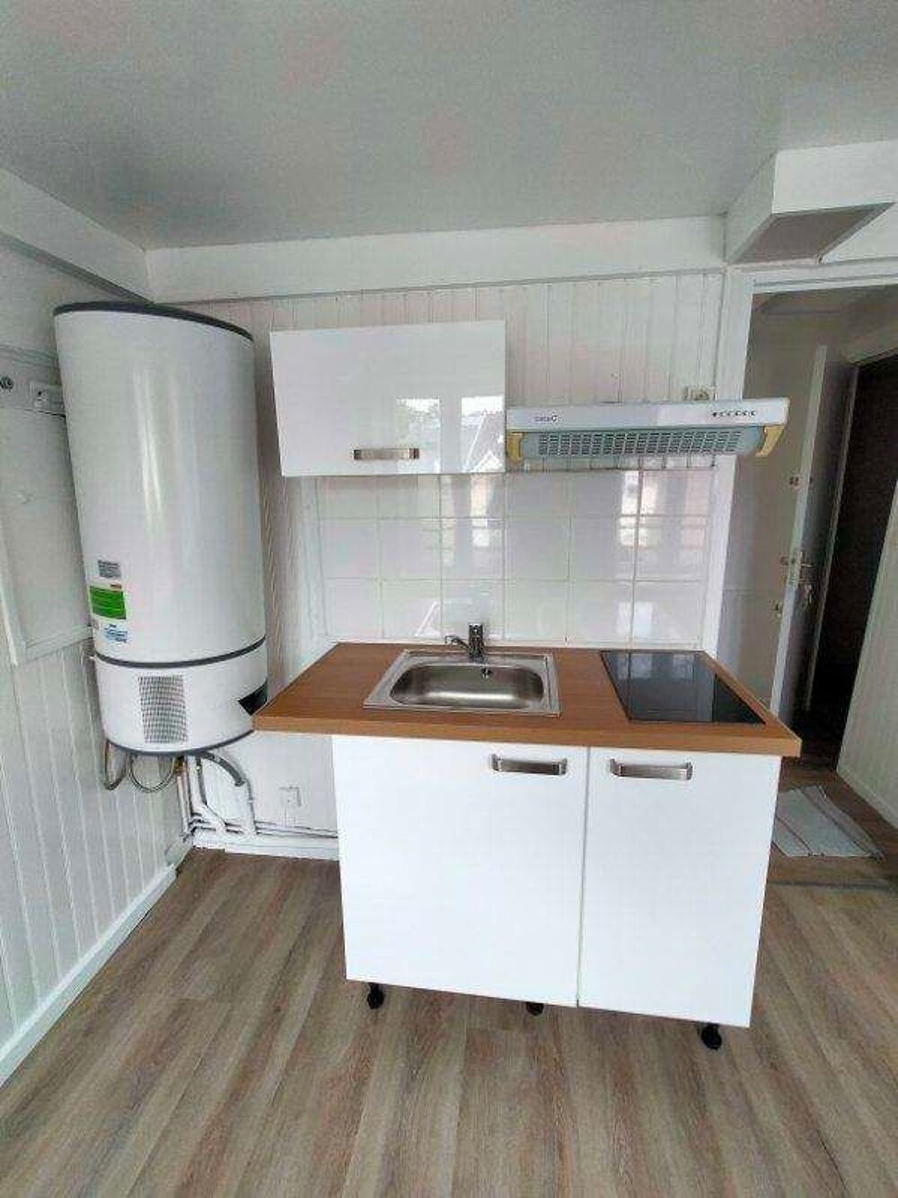 Location Appartement Studio 19m2. Proximité immédiate des facultés, citadelle. Amiens