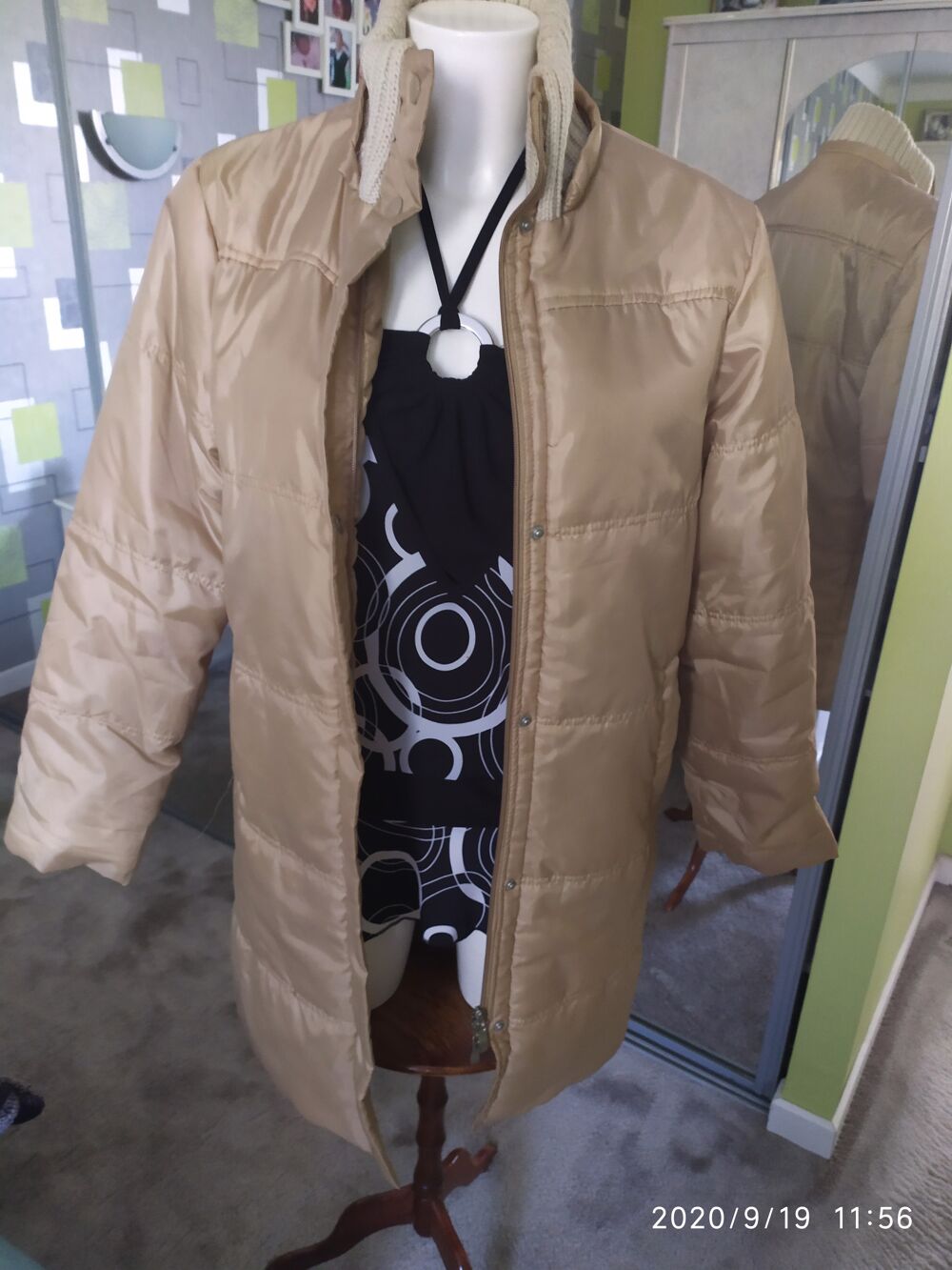 veste matelass&eacute; beige carla faustini Vêtements