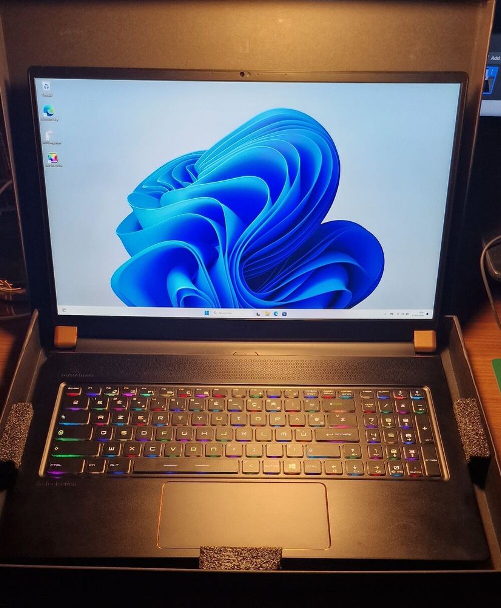 PC Portable MSI GS75 Stealth 10SF-489 fr - Performances Haut Matériel informatique