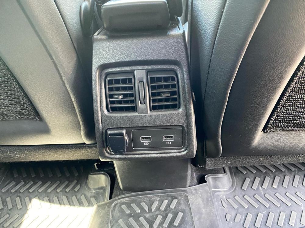 Captur E-Tech Plug-in 160 Initiale Paris 2021 occasion 42120 Le Coteau