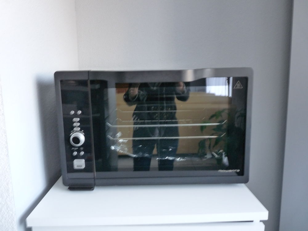 Four Rowenta Electroménager