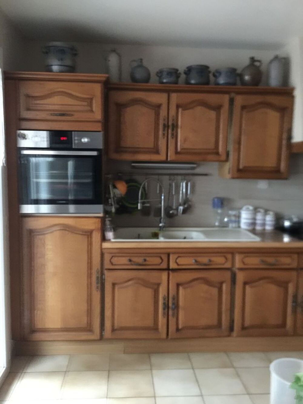 Cuisine &eacute;quip&eacute;e Meubles