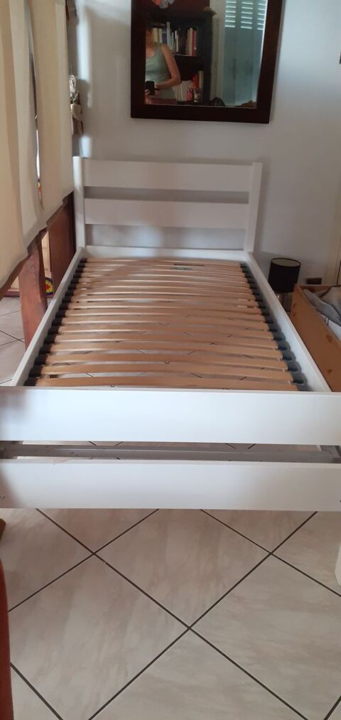 Lit une place + sommier  lattes 60 Grenoble (38)