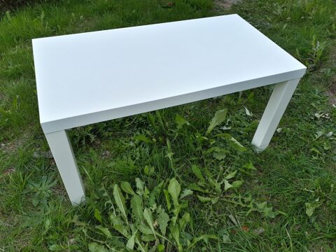 Table basse blanche d'intrieur 0 Le Thillot (88)