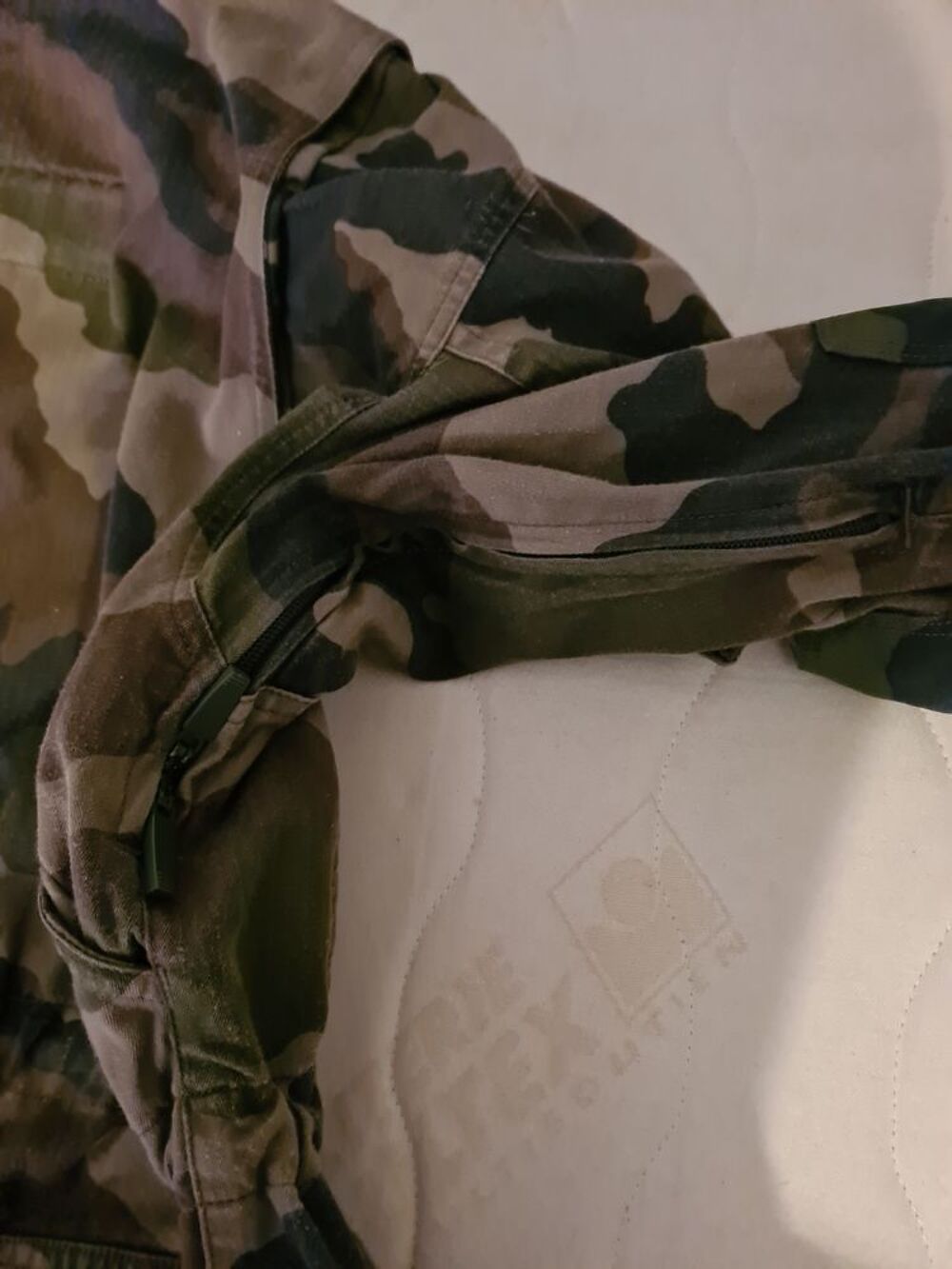 Veste Tactique Mod&egrave;le F3 D'Air-soft / Paintball Camoufl&eacute;e FR Vêtements