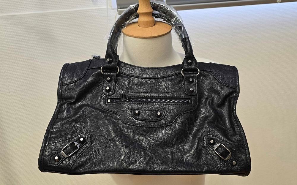 sac &agrave; main noir Maroquinerie