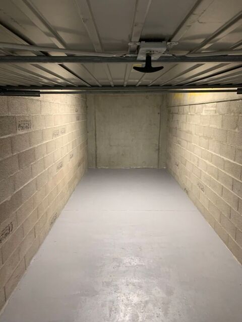  Parking / Garage � louer 18 m�