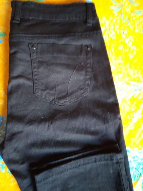 Pantalon droit 15 Berteaucourt-lès-Thennes (80)