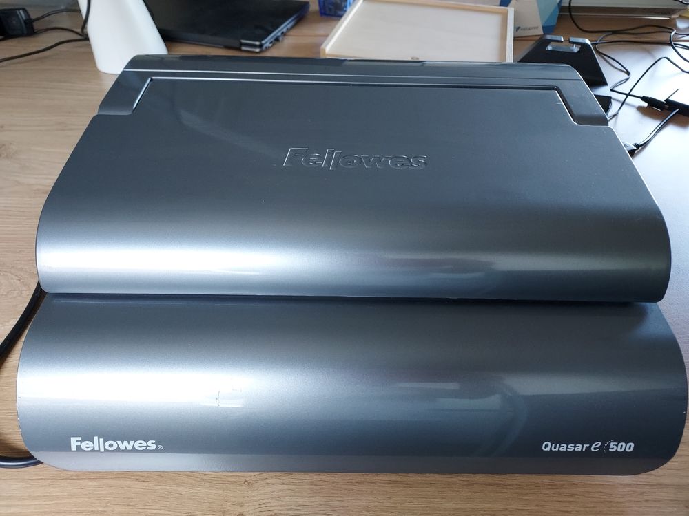 PerfoRelieuse Fellowes &eacute;lectrique Matériel informatique