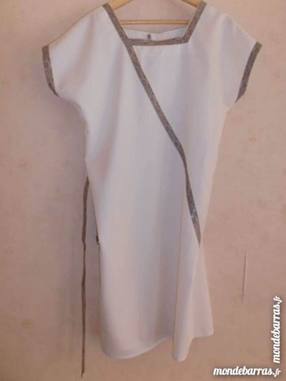 Robe d&eacute;co serpents (70) Vêtements