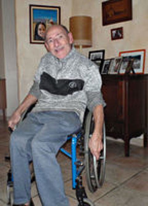   Handicapé cherche aide accompagnante pour sorties et voyages 