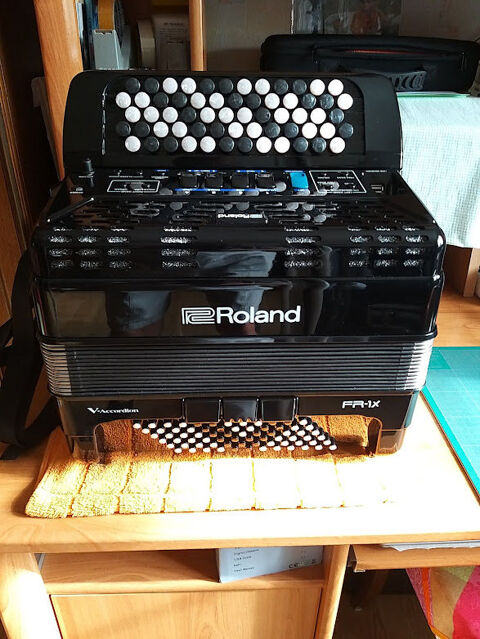 ACCORDEON CHROMATIQUE 1700 Saint-Dolay (56)