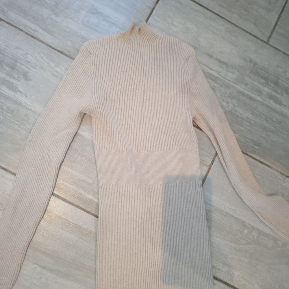 Robe longue hiver marque shein T 36 49% viscose 29% polyeste Vêtements