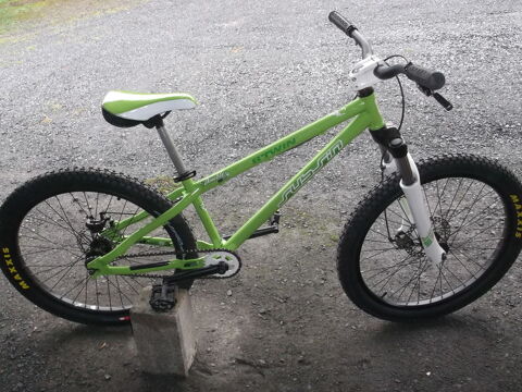 Vélo de Dirt 330 Lacrouzette (81)