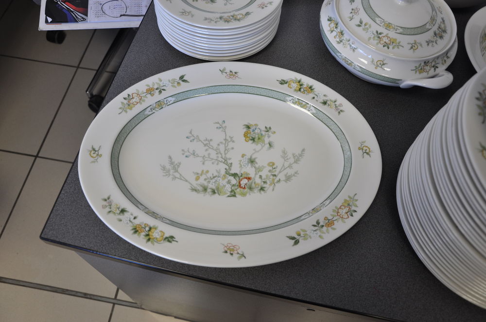Service vaisselle Royal Doulton Cuisine