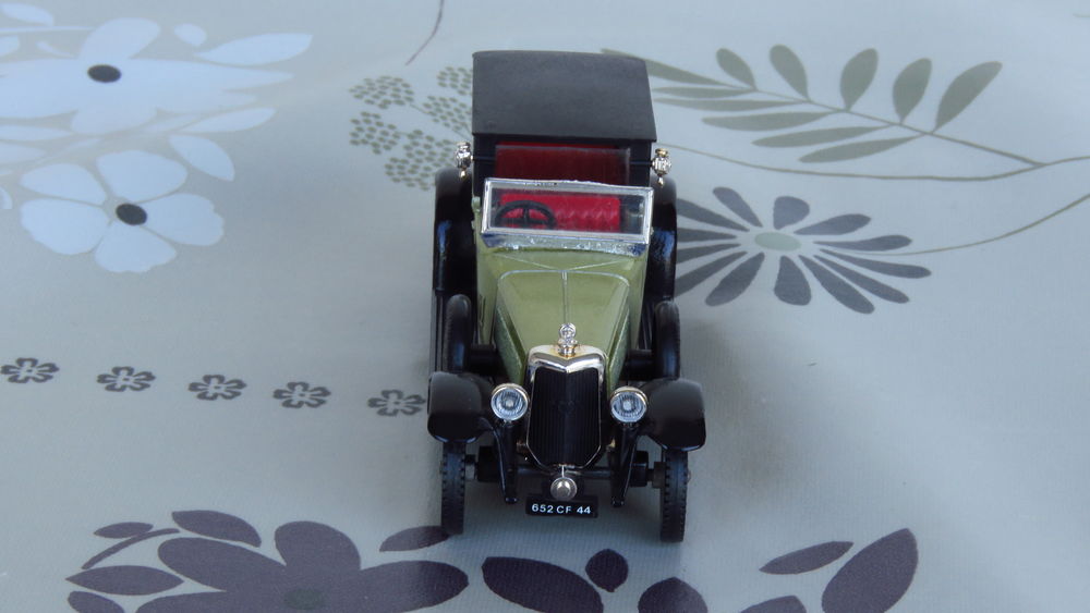 Voiture miniature Panhard 1/43 