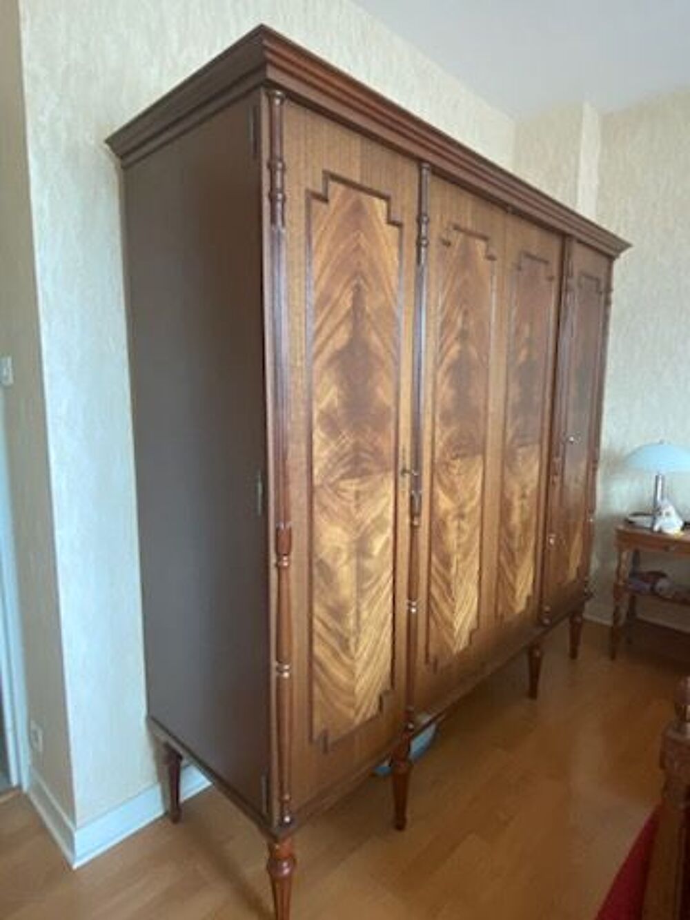 Lit en 140 cm et/ou armoire (bon &eacute;tat) Meubles