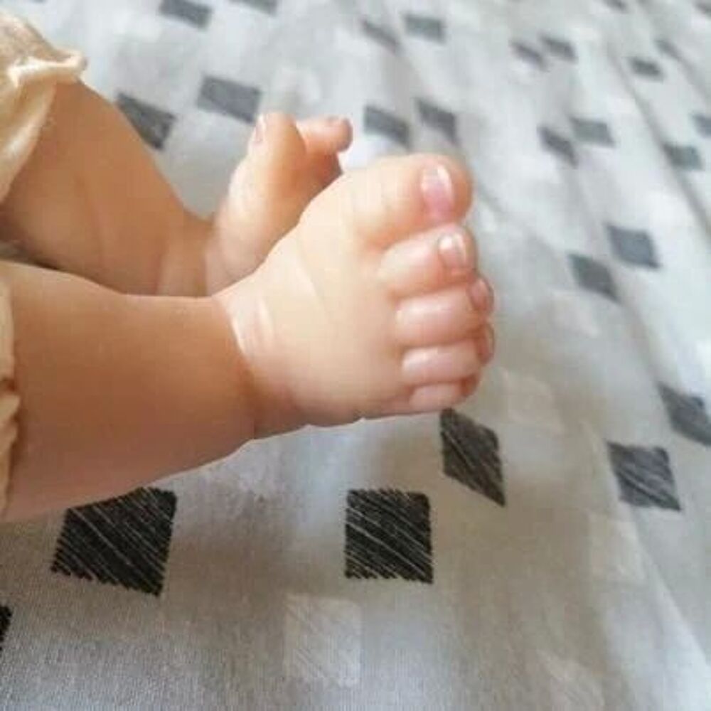 Poup&eacute;e Emmy, la petite merveille d'Ashton-Drake 
