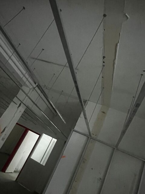  Atelier � louer 1 pi�ce 195 m�