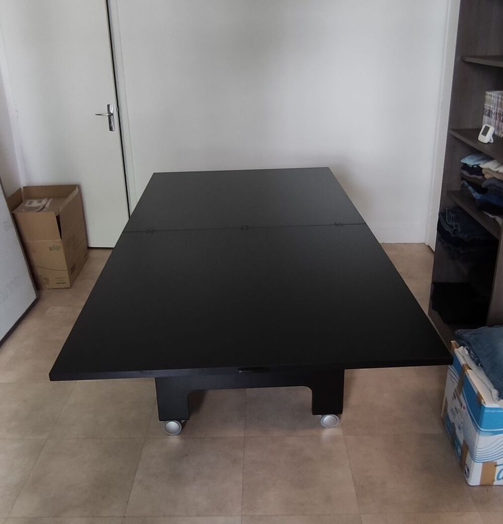 Table modulable et relevable z&eacute;bra Meubles