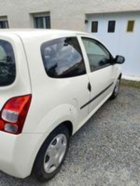 Twingo 1.2 16v Expression 2010 occasion 85200 Pissotte