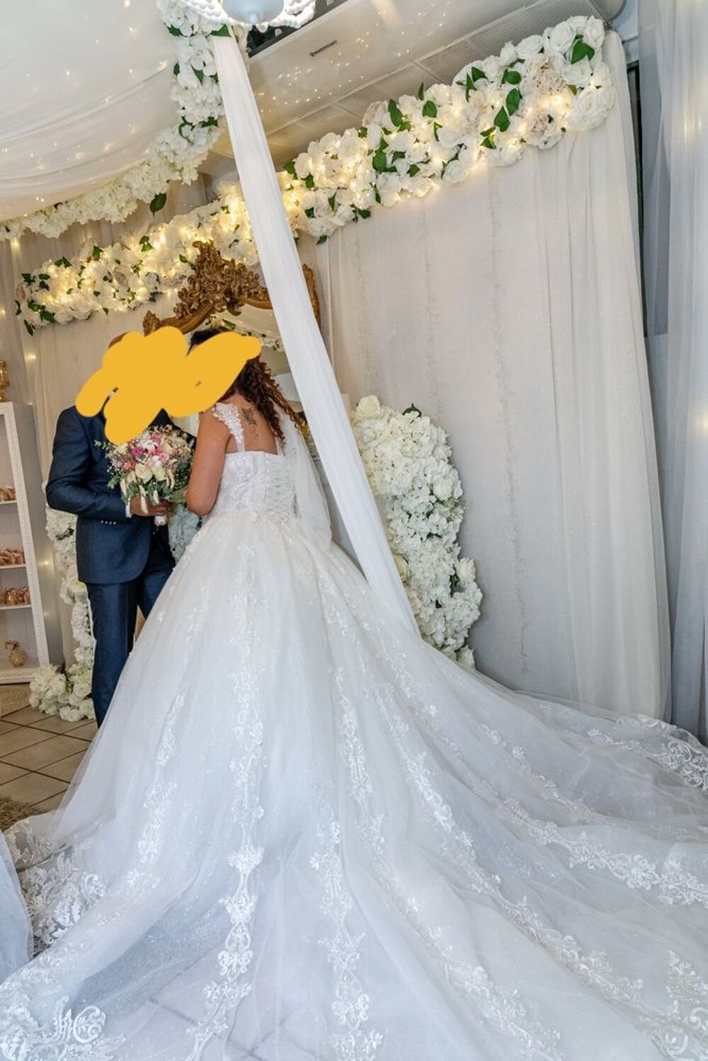 Robe de mari&eacute;e Vêtements