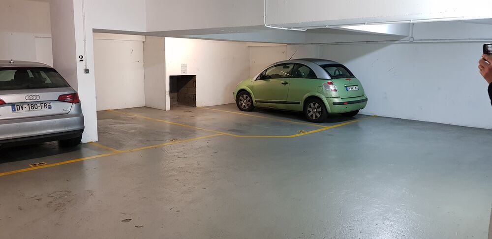 Vente Parking/Garage Place de Parking  à deux pas de la Bastille Paris 11