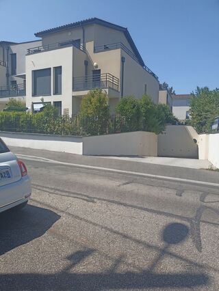  Appartement � vendre 5 pi�ces 92 m� Saint-genis-les-olli�res