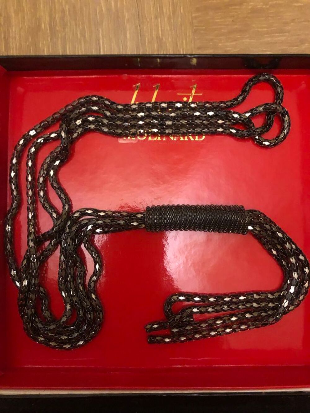 Collier de soiree Bijoux et montres