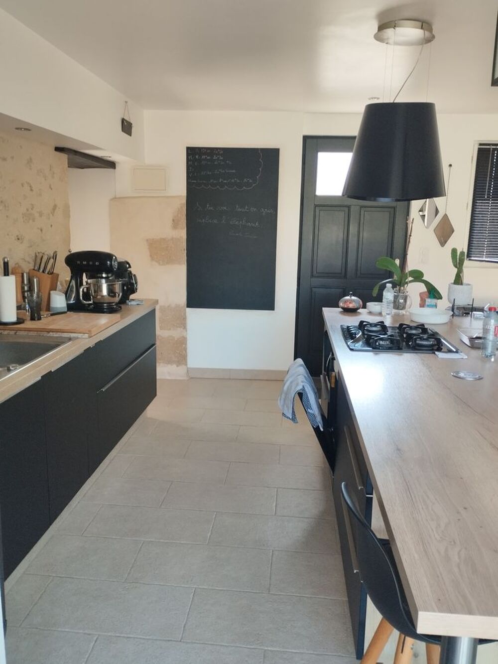 Vente Maison Grande maison de 130 M2, Grande cuisine 30m2,4 chambres. Léogeats