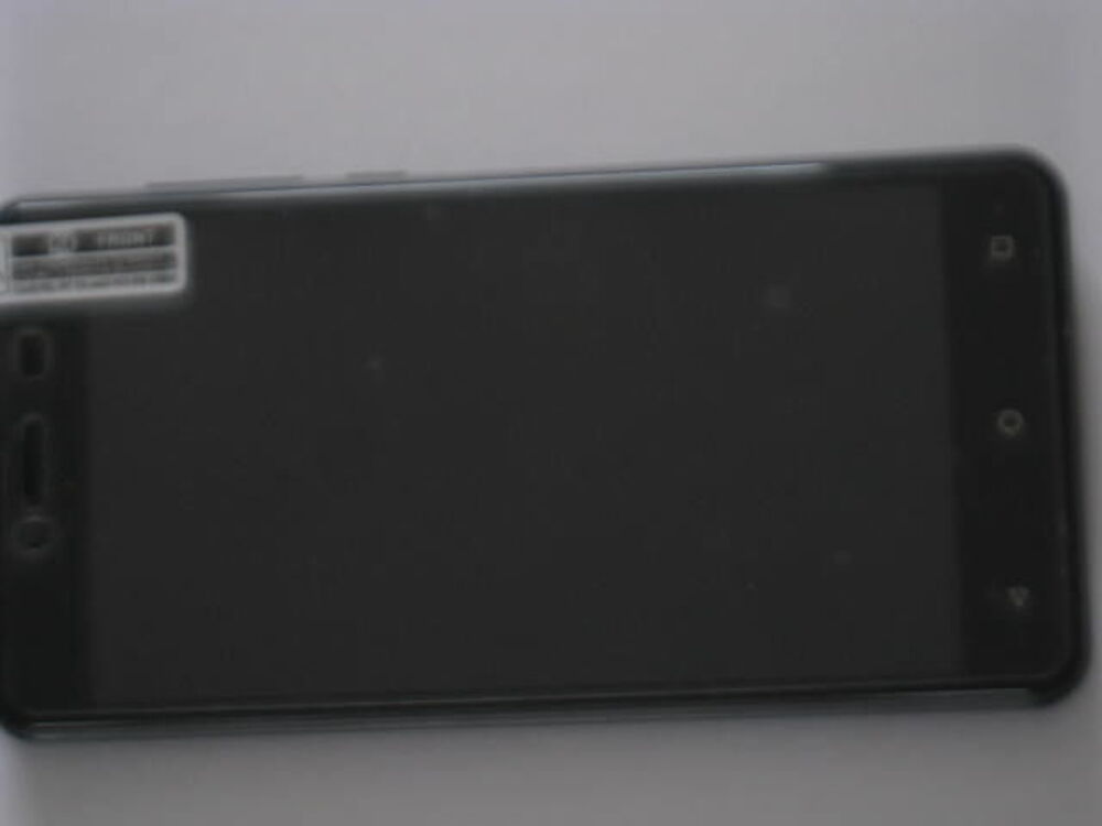 Smartphone TCO M503 /5&quot; +Kit neuf Tlphones et tablettes