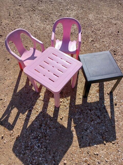 tables + chaises enfants 15 Vendeuvre-du-Poitou (86)