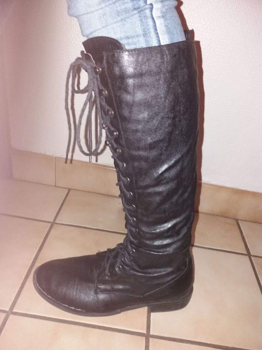 Bottes noir &agrave; lacets Chaussures