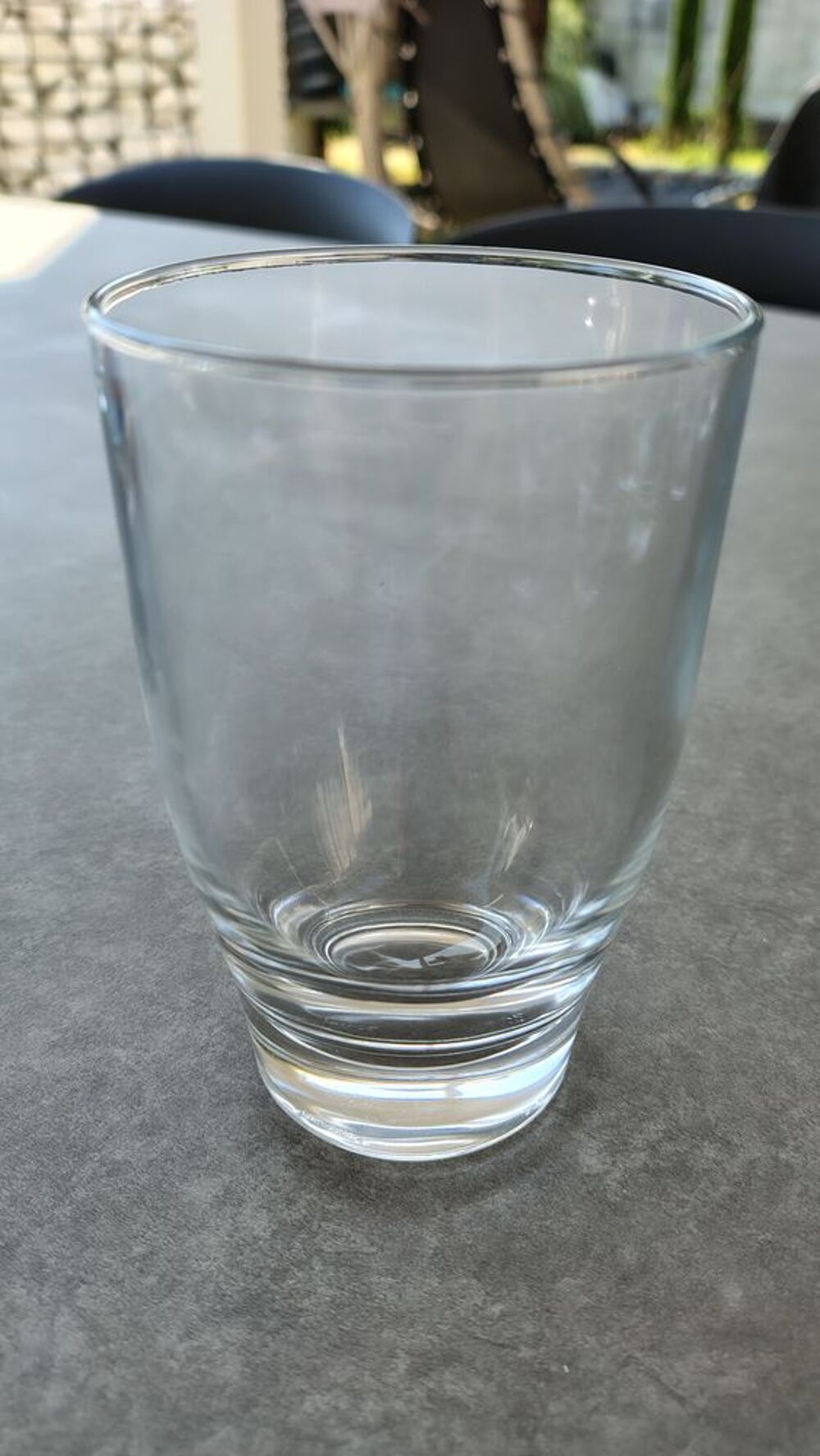 Lot de 25 verres multi usages tr&egrave;s bon &eacute;tat Cuisine
