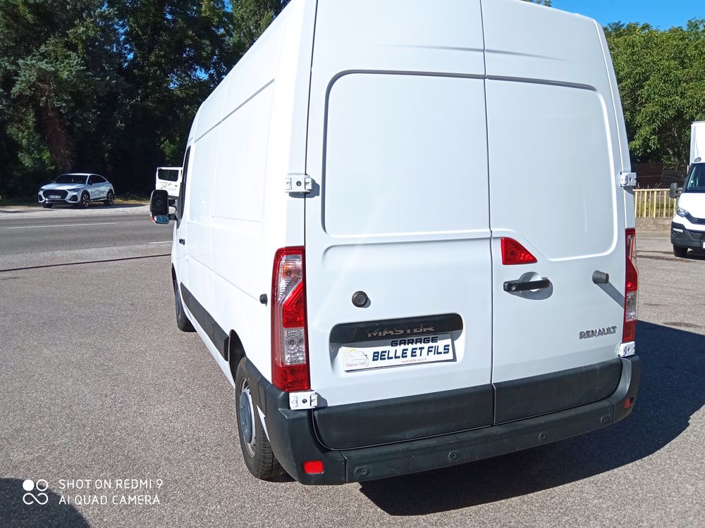 Master MASTER CA TRAC F3300 L2H2 BLUE DCI 135 GRAND CONFORT 2022 occasion 38840 Saint-Lattier