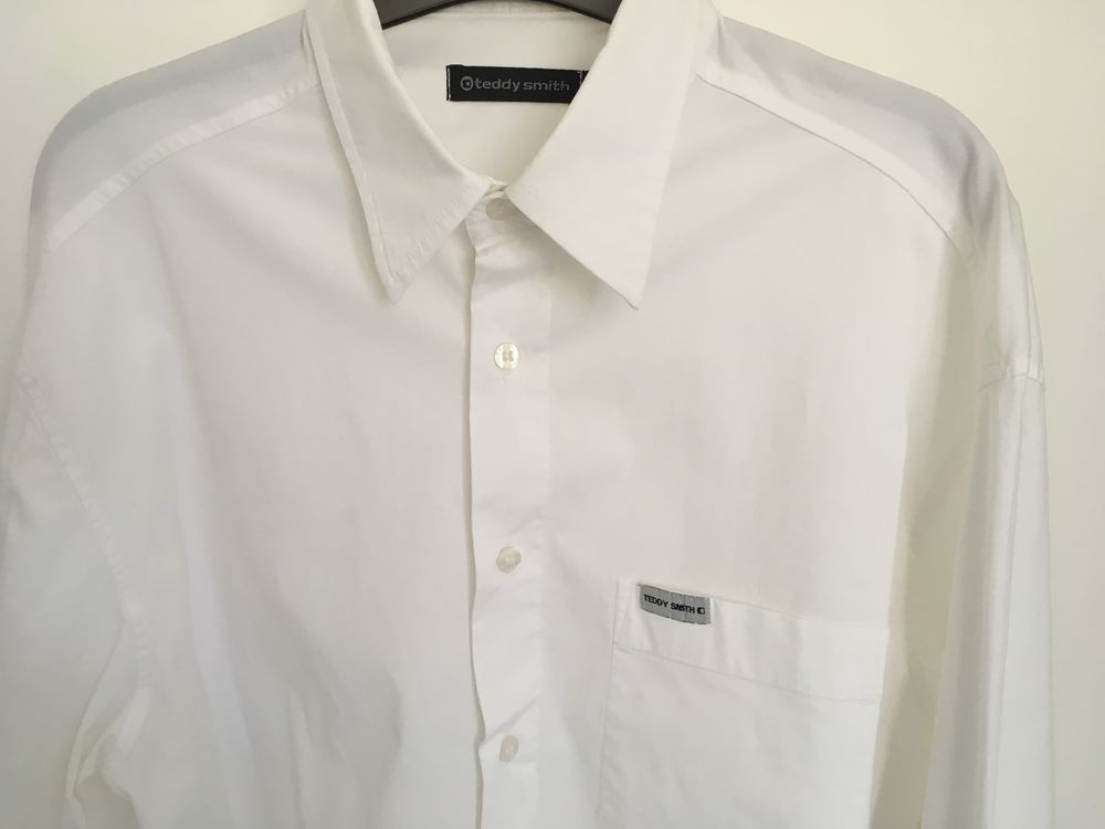 Chemise blanche Vêtements