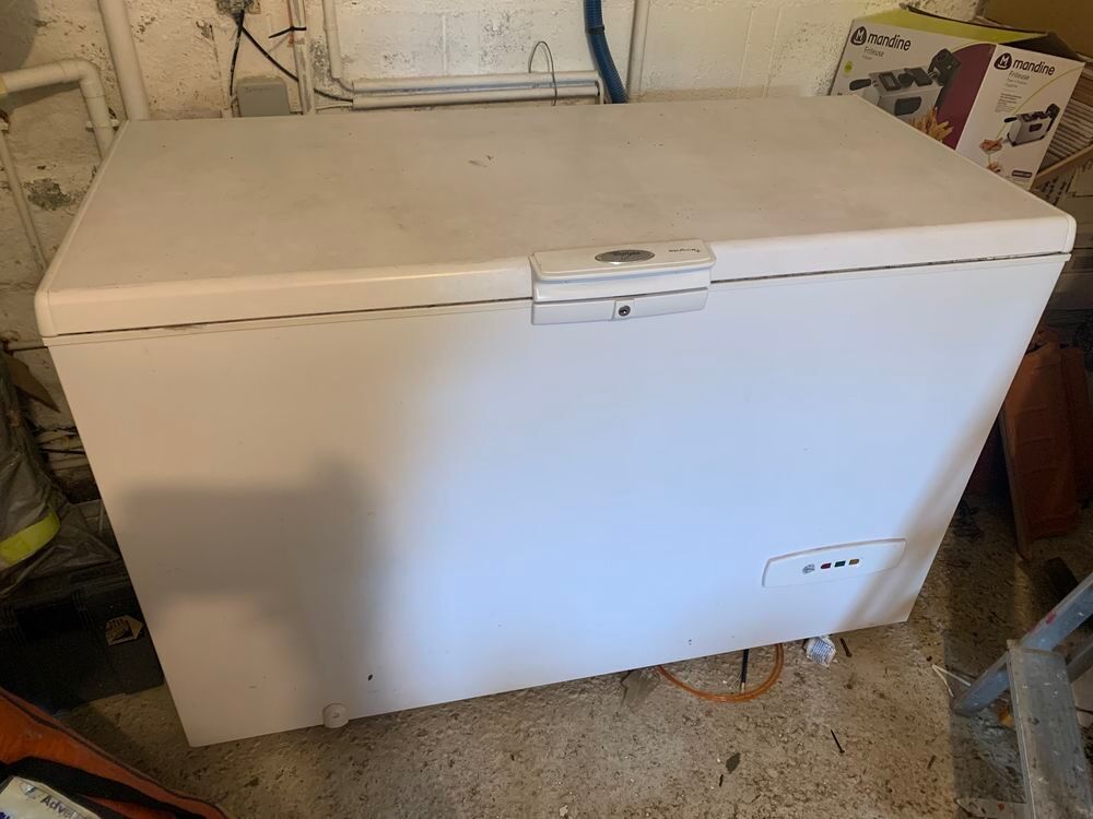 Cong&eacute;lateur coffre Whirlpool 390L A+ Electroménager