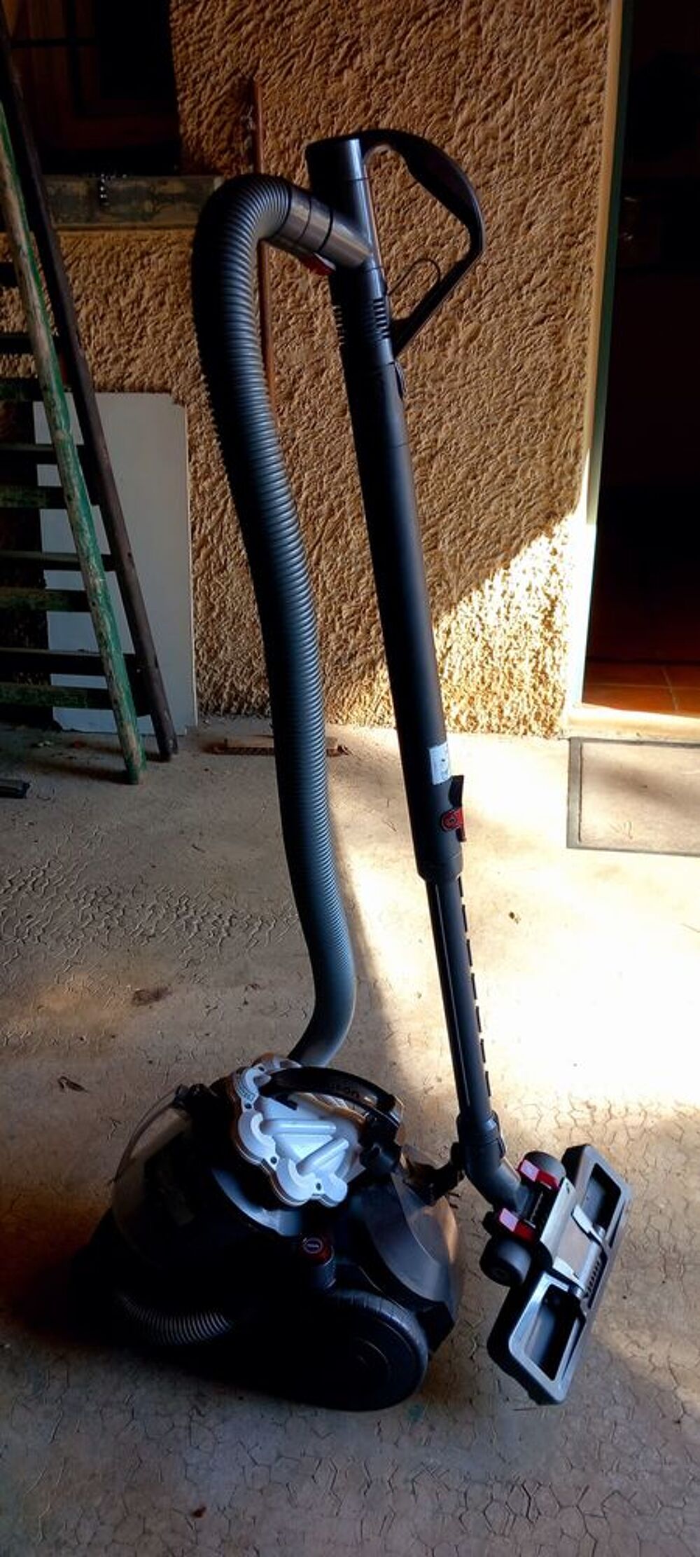 Aspirateur Dyson dc 29 Electroménager